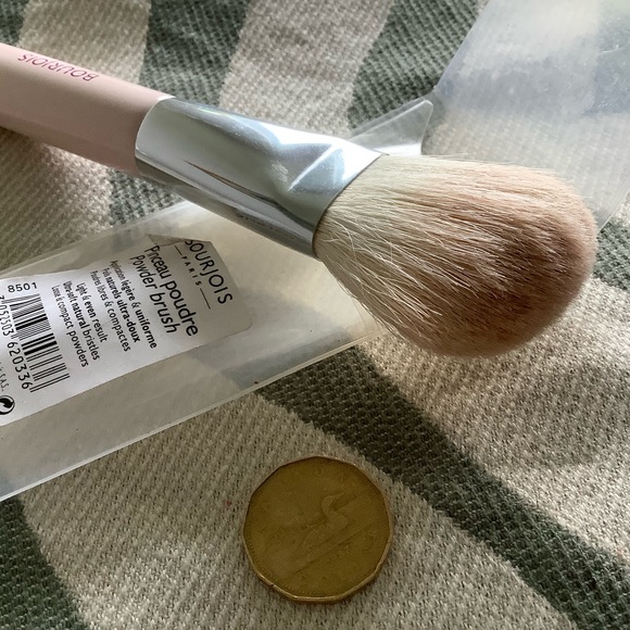 Bourjois powder brush - Picture 1 of 2
